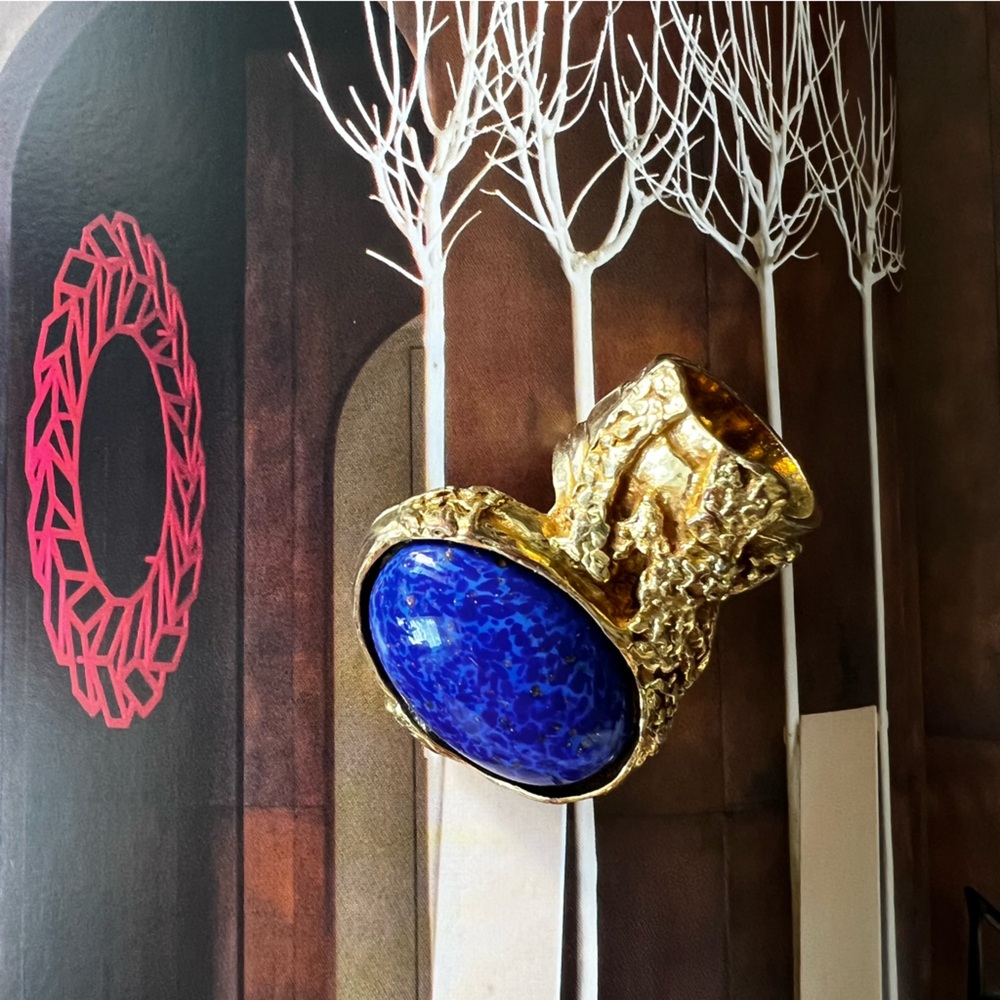 YSL Iconic Arty Oval Lapis Blue Gold Ring
